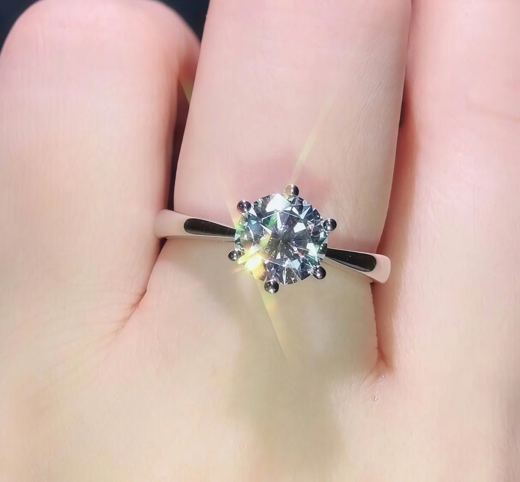 Moissanite Stud Ring